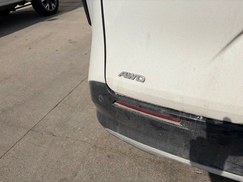 Used 2023 Toyota Sienna Limited AWD/4WD image 8