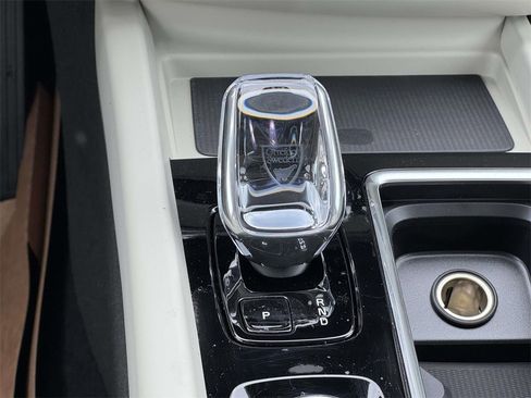 New 2026 Volvo XC60 B5 Ultra w/ Protection Package Premier image 6