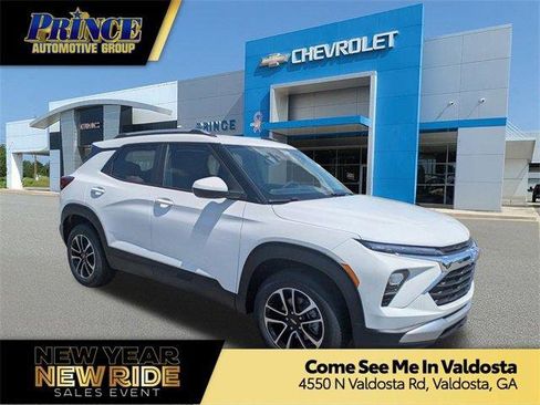 New 2026 Chevrolet TrailBlazer LT w/ Convenience Package image 1