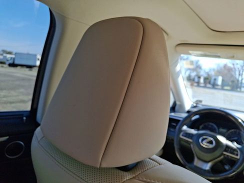 Used 2022 Lexus RX 350 AWD w/ Luxury Package image 14