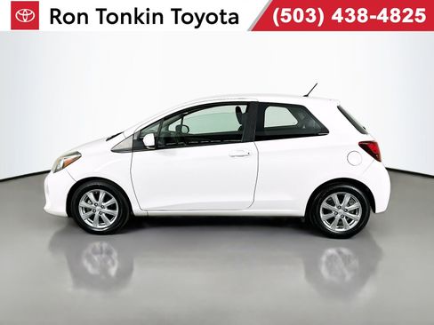 Certified 2016 Toyota Yaris LE image 4