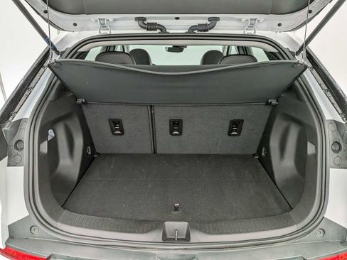 Used 2023 Chevrolet Bolt EUV Premier w/ Redline Edition FWD image 34