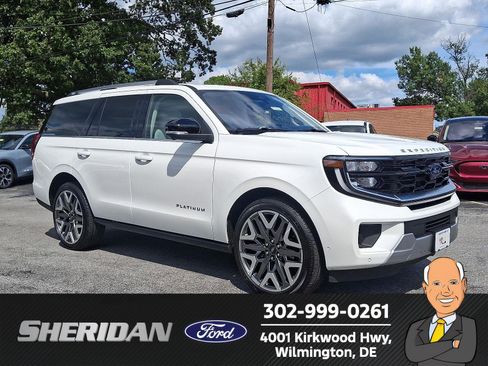 New 2025 Ford Expedition Platinum w/ Platinum Ultimate Package image 1