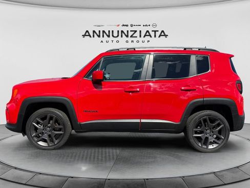 Used 2022 Jeep Renegade Latitude w/ Sun/Sound Group image 2
