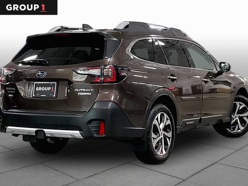 Used 2021 Subaru Outback Touring AWD/4WD image 13