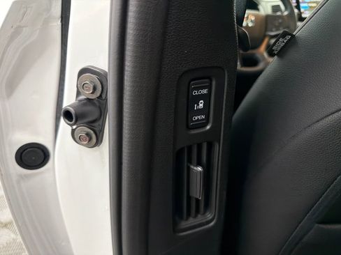 Used 2023 Honda Odyssey Sport image 24