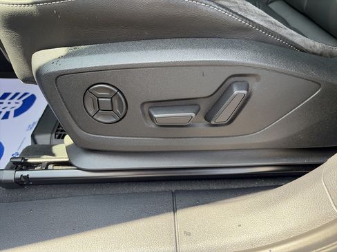 Used 2022 Audi Q3 2.0T Premium Plus AWD/4WD image 21