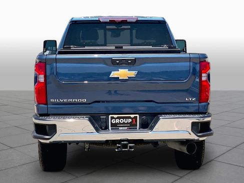 Used 2024 Chevrolet Silverado 2500 LTZ w/ LTZ Texas Edition AWD/4WD image 5