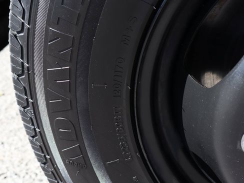 Used 2022 RAM 3500 Tradesman w/ Safety Group image 39