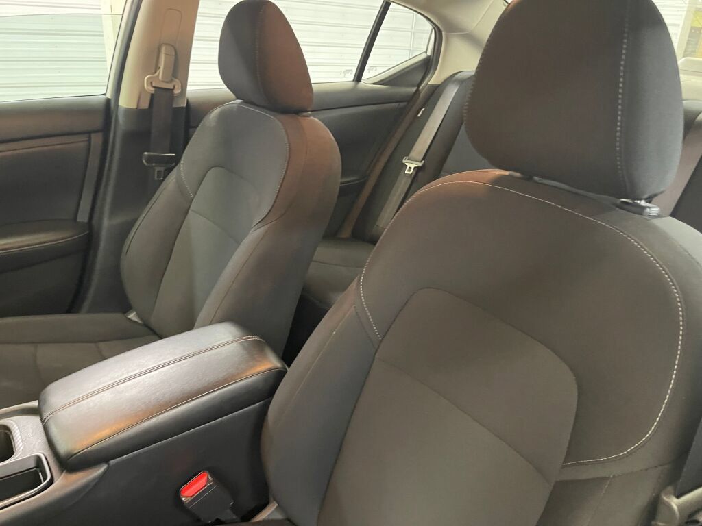 Used 2024 Nissan Sentra S FWD image 6