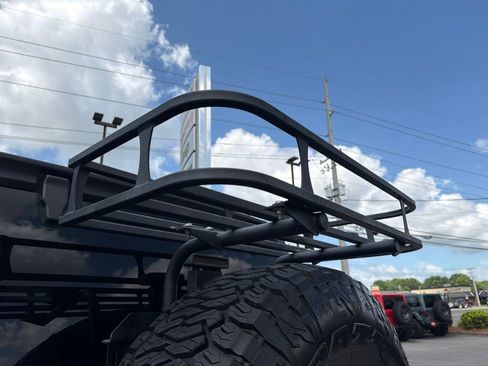 Used 2018 Jeep Wrangler Unlimited Rubicon AWD/4WD image 11