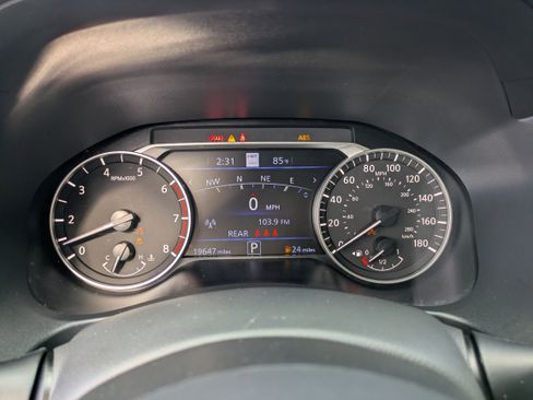 Used 2024 Nissan Altima 2.0 SR image 26