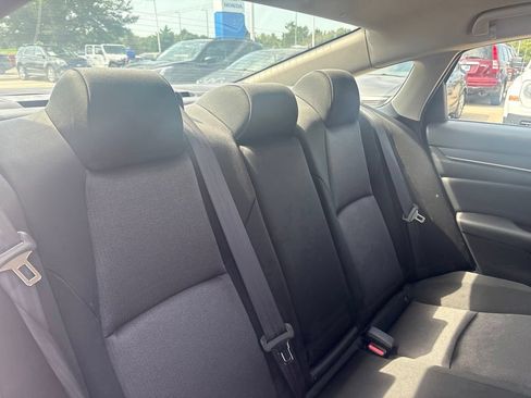 Certified 2019 Honda Accord LX image 28
