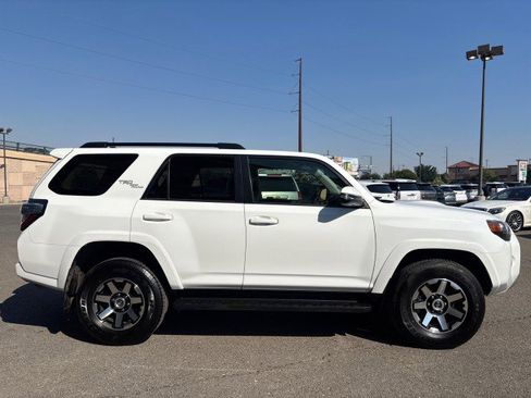 Used 2024 Toyota 4Runner TRD Off-Road Premium image 6