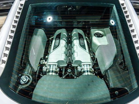 Used 2012 Audi R8 V10 image 66