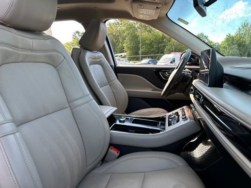 Used 2022 Lincoln Aviator Reserve w/ Equipment Group 201A image 37