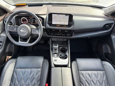 Used 2023 Nissan Rogue Platinum w/ Platinum Premium Package image 22