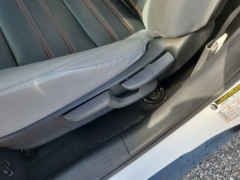 Certified 2023 Nissan Kicks SR w/ SR Premium Package FWD image 16