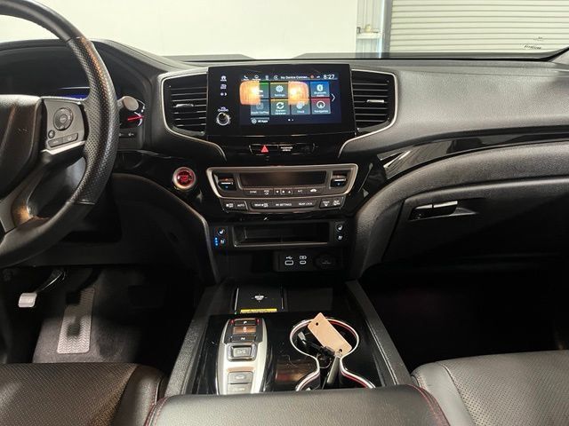 Used 2025 Honda Passport Black Edition image 21