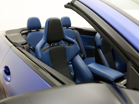 Used 2022 BMW M4 xDrive Competition image 11