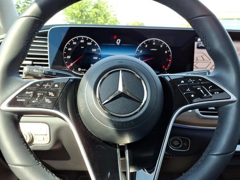 Certified 2025 Mercedes-Benz GLE 350 4MATIC image 24