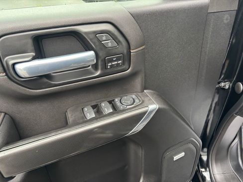 Used 2021 GMC Sierra 3500 AT4 w/ AT4 Premium Plus Package image 22