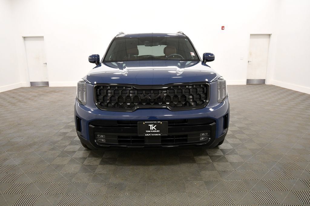 Certified 2025 Kia Telluride SX Prestige X-Line AWD/4WD image 11