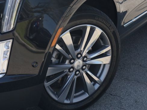 Used 2022 Cadillac XT5 Premium Luxury w/ Technology Package image 22