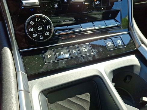 New 2025 Nissan Armada PRO-4X image 7