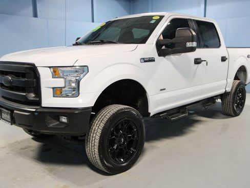 Used 2016 Ford F150 XLT image 21