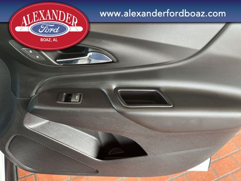 Used 2020 Chevrolet Equinox LT FWD image 14