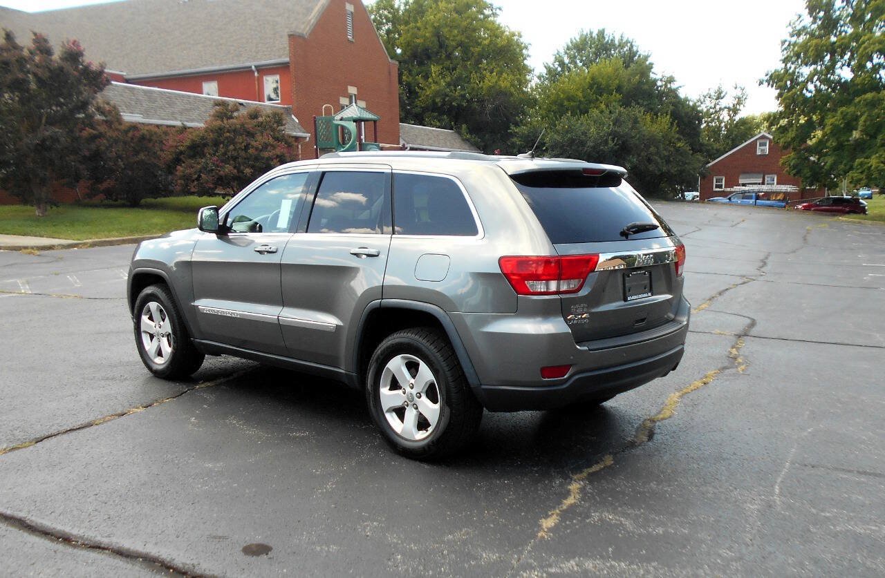 Used 2013 Jeep Grand Cherokee Laredo AWD/4WD image 7