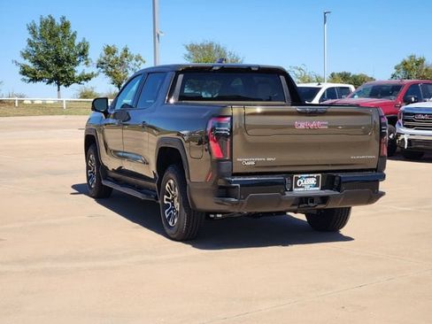 New 2026 GMC Sierra EV Elevation image 13