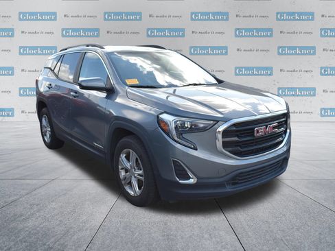 Used 2021 GMC Terrain SLE w/ Driver Convenience Package FWD image 10