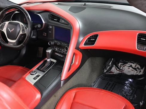 Used 2016 Chevrolet Corvette Z06 w/ 3LZ Preferred Equipment Group RWD image 29