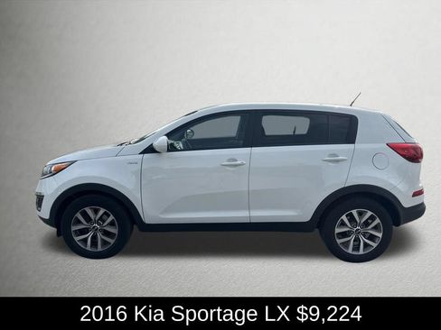 Used 2016 Kia Sportage LX AWD/4WD image 6