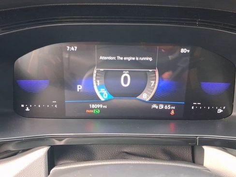 Certified 2024 Volkswagen Taos S FWD image 18