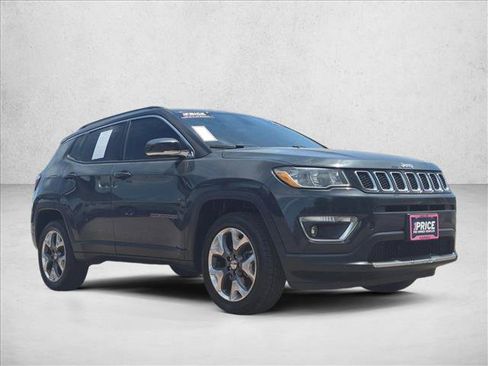 Used 2018 Jeep Compass Limited w/ Safe & Security Group AWD/4WD image 3