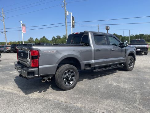 Used 2024 Ford F350 Lariat w/ Lariat Ultimate Package image 2