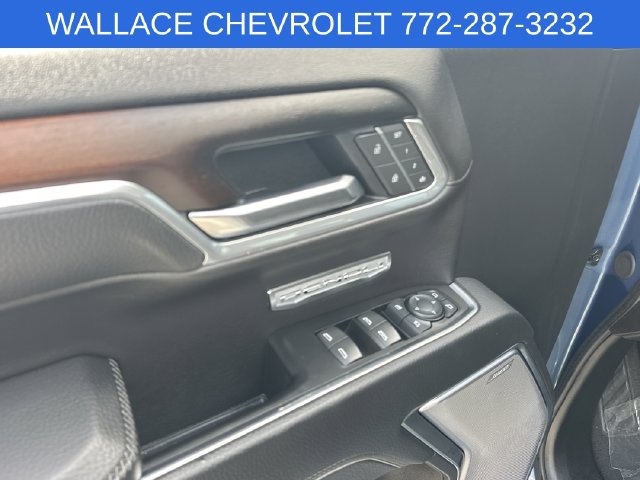 Used 2025 GMC Sierra 1500 Denali w/ Technology Package AWD/4WD image 13
