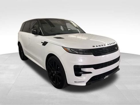 New 2025 Land Rover Range Rover Sport Dynamic SE image 3