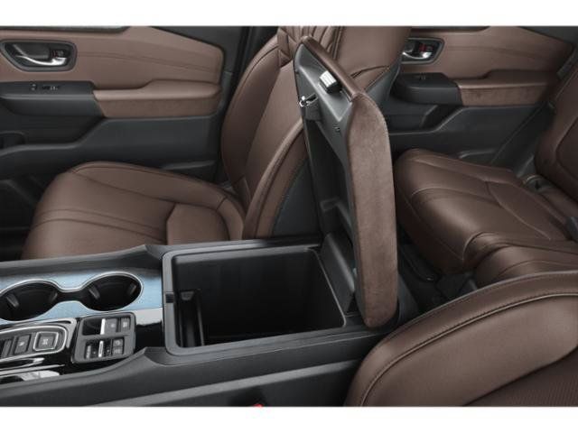 Used 2026 Honda Pilot Elite image 12