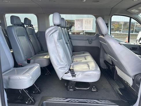 Used 2018 Ford Transit 350 XL image 8