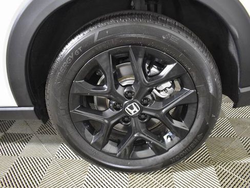 Used 2025 Honda HR-V Sport image 35