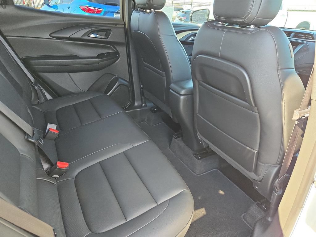 Certified 2023 Chevrolet TrailBlazer ACTIV FWD image 17