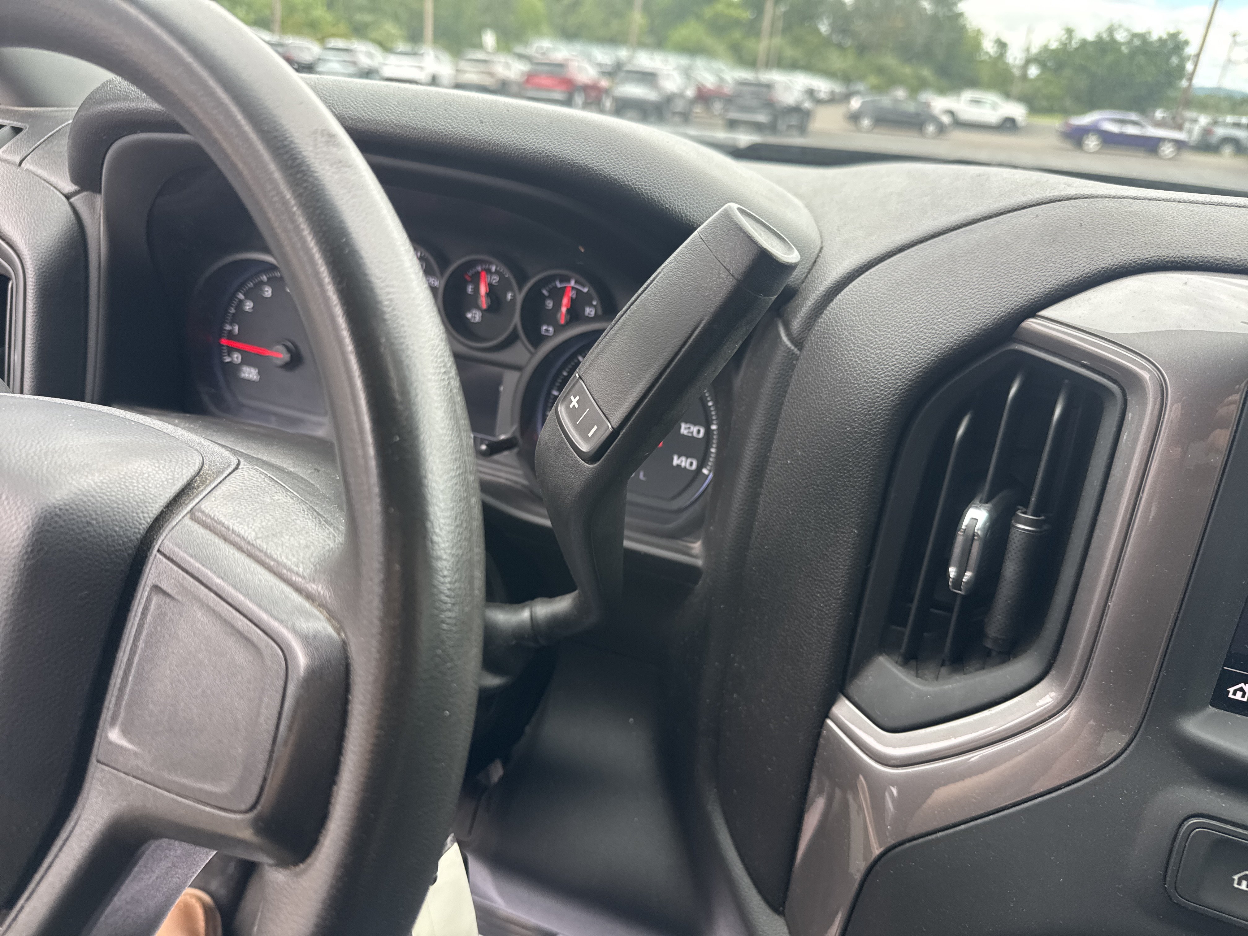 Used 2023 Chevrolet Silverado 2500 Custom w/ Custom Convenience Package AWD/4WD image 24