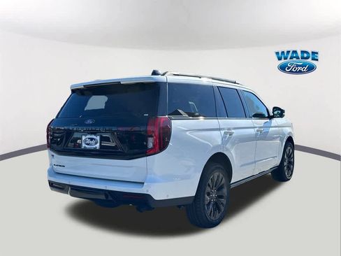 New 2025 Ford Expedition Platinum w/ Stealth Appearance Package image 5