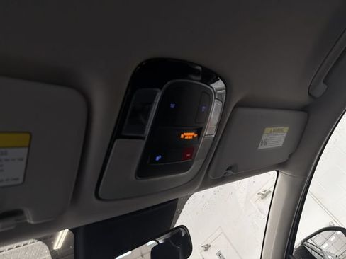 Used 2025 Hyundai Tucson SEL FWD image 29
