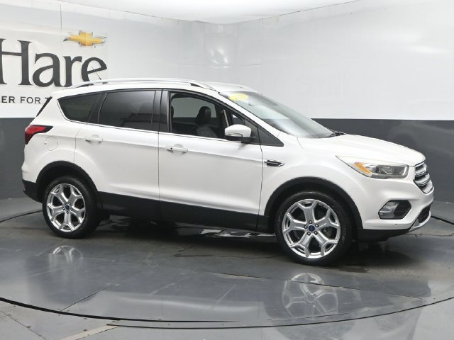 Used 2019 Ford Escape Titanium AWD/4WD image 1