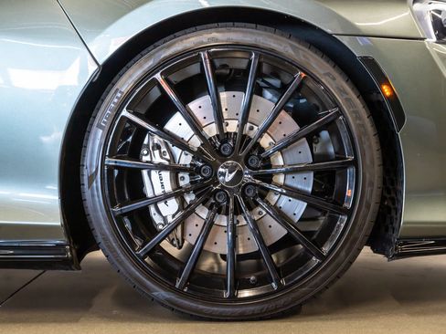 Used 2020 McLaren GT RWD image 17